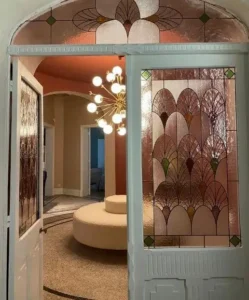 Vitrail Art Déco Biarritz Atelier Chanel vue de l'extérieur